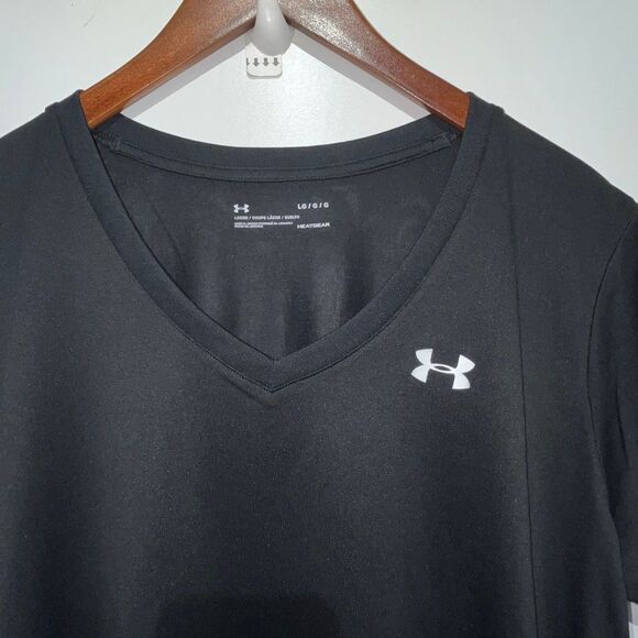 Under Armour Women's Black Loose Fit Heat Gear V-Neck Short Sleeve T-Shirt Large - Picture 4 of 8